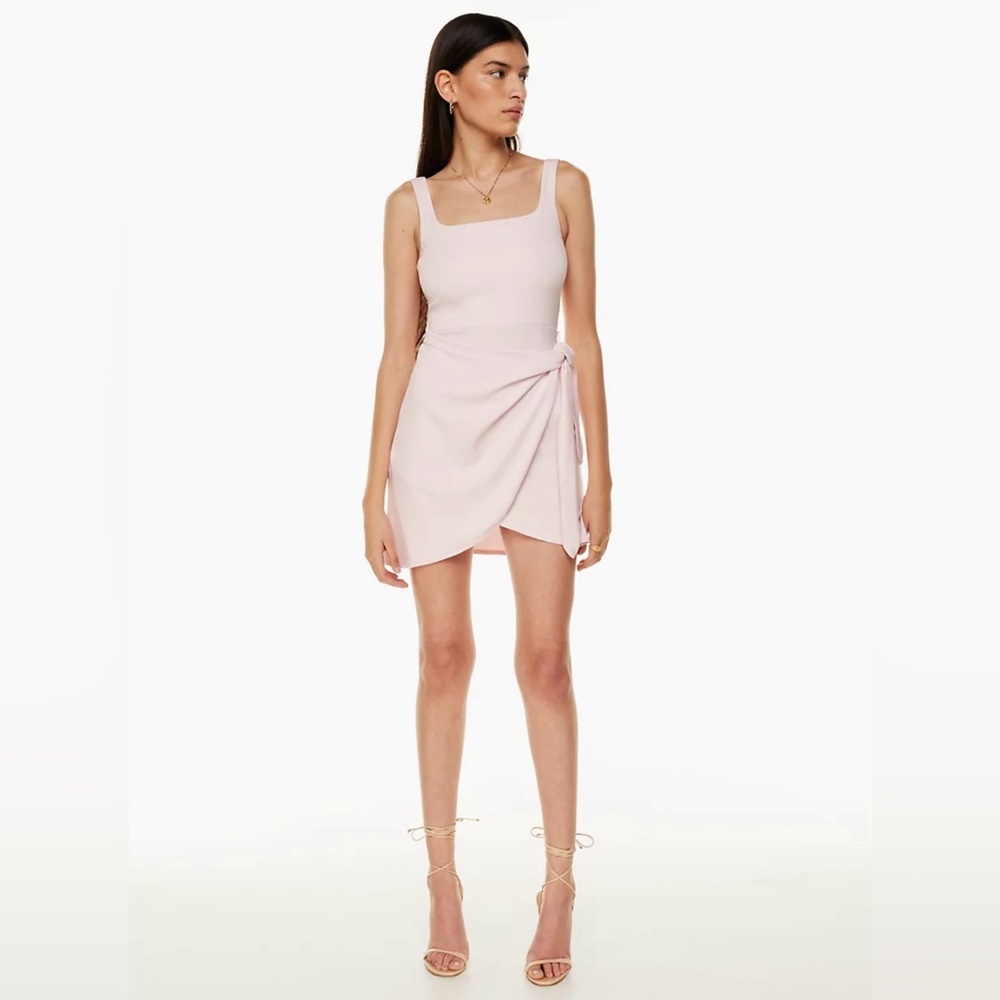 Aritzia Wilfred Saturn Mini Dress in Mochi Pink size Medium